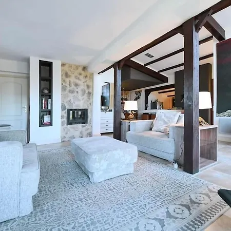 Hill-top Haven With Private Pool And Endless Views Villa *